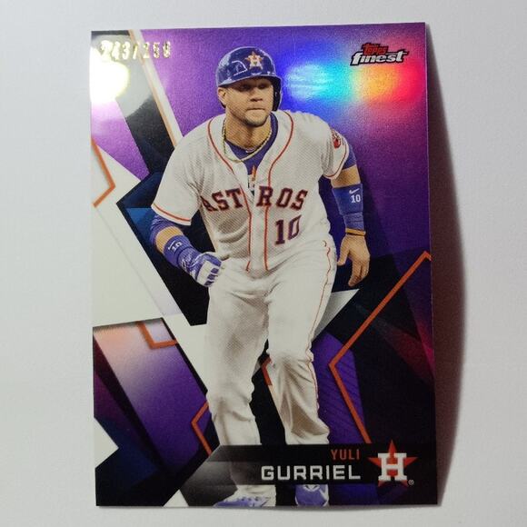 Yuri Gurriel SP 180/250 Houston Astros #43 Topps Finest 2018 Glossy Refractor - Picture 3 of 5